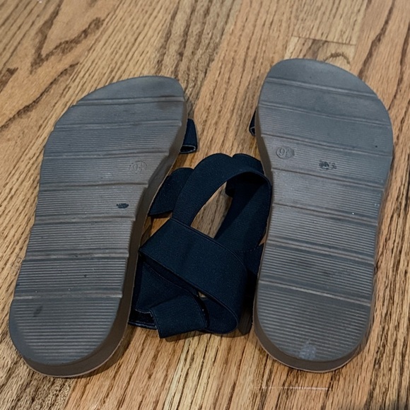 Cushionaire indigo black stretch sandal size 9.5 - Picture 4 of 4